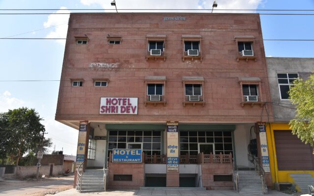 hotelImage