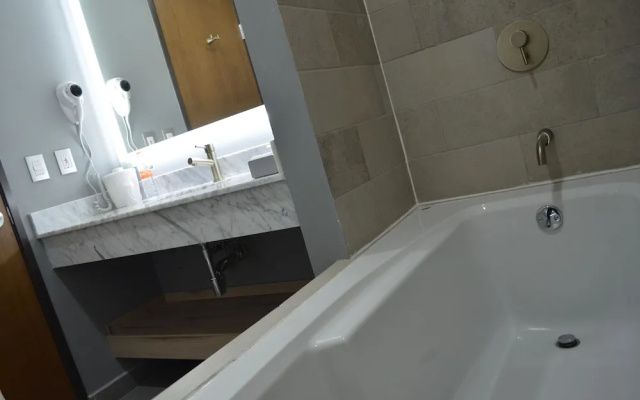 Holiday Inn Express & Suites Ciudad Obregon