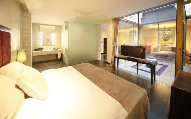 Shichahai Sandalwood Boutique Hotel Beijing