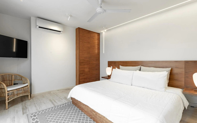 402 Amazing penthouse for couples