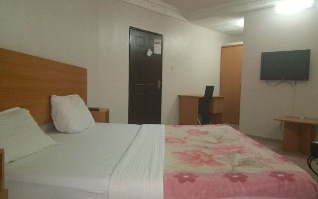 Serob Hotels