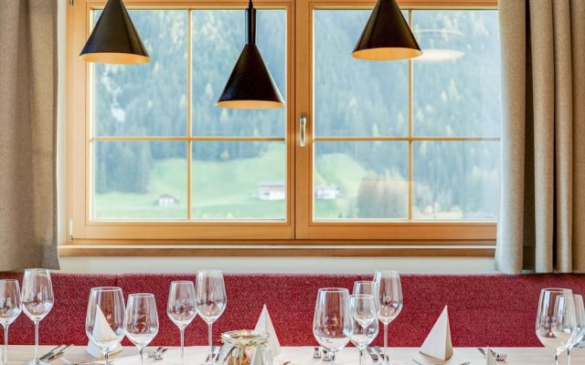 Exquisite Holiday Home near Ski Area in Königsleiten