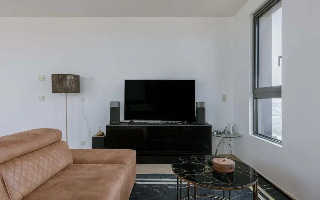 Stylish two Bedroom Apartment in Antwerp
