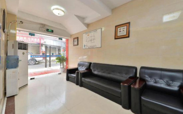 Nanmao Express Hostel