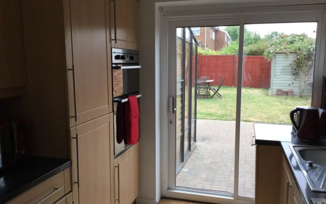 Nice 4 Bedroom near Basildon Town Center