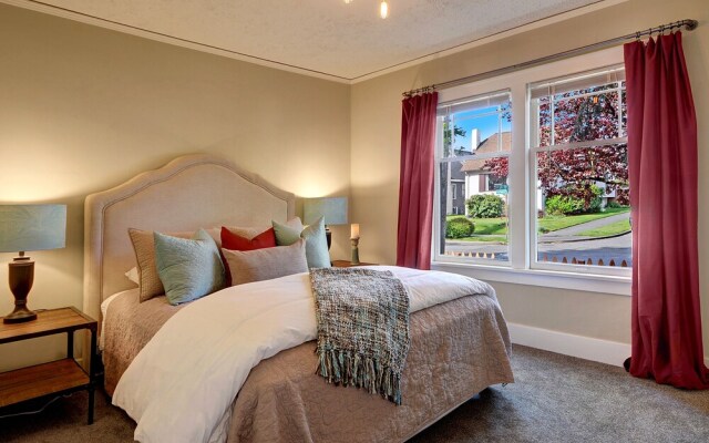 Lakefront Craftsman - Four Bedroom Home