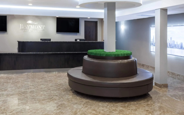 Baymont by Wyndham Glenview