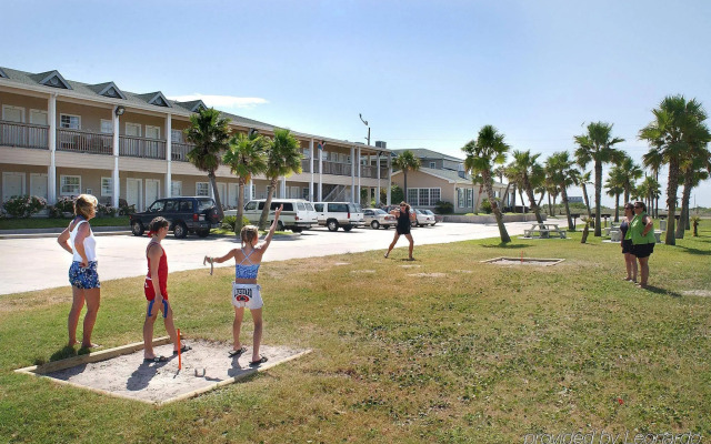 Plantation Suites & Conference Center