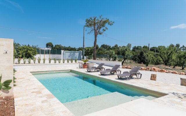 Trullo La Dolina by Wonderful Italy