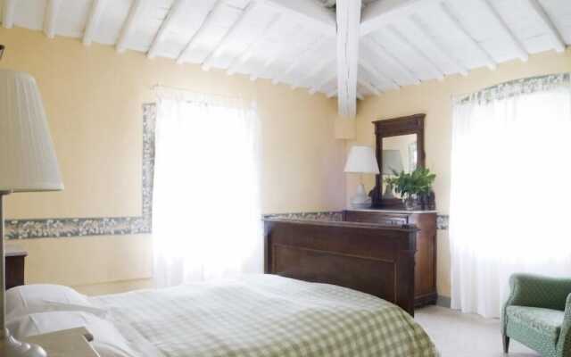 Fattoria di Bacchereto - Guest House