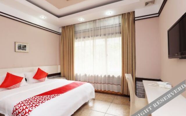 NO 1 Capsule Hotel Beihai