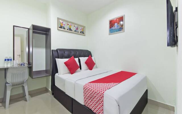 OYO 444 KL Empire Hotel