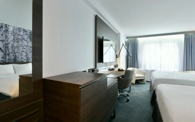 DoubleTree by Hilton Ottawa Downtown