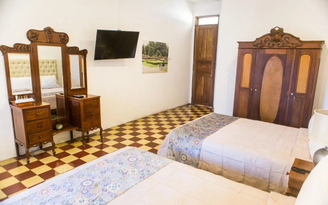 El Claustro Hotel House