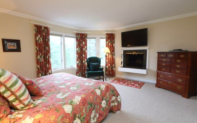 The Pines at Topnotch