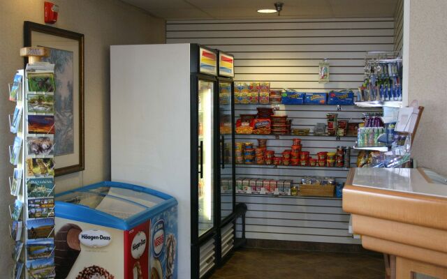 Crystal Inn Hotel & Suites Great Falls