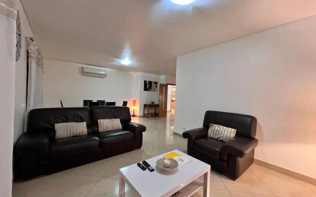 Mar e sol - Quarteira by FHR