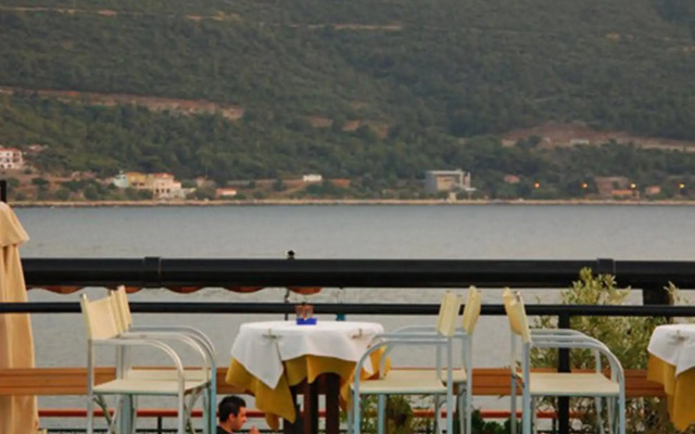 Aeolis Hotel