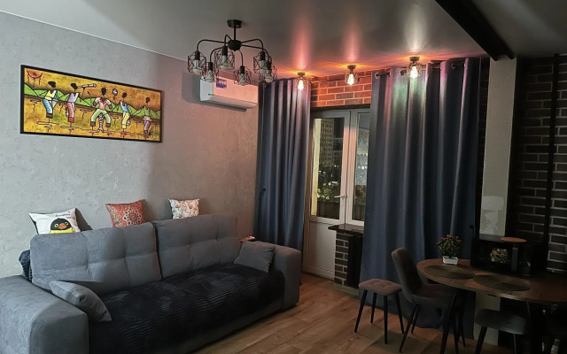 Апартаменты на площади Максима Горького 1