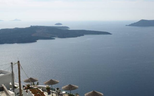 Santorini View Studios-Adults Only