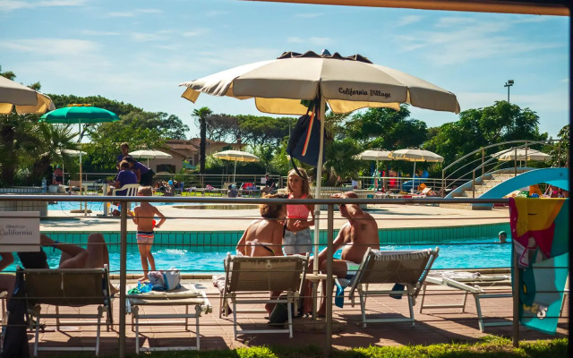 Gitavillage California