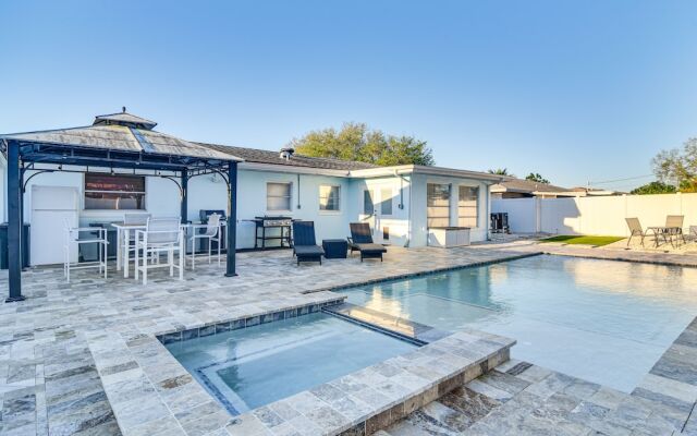Breezy Seminole Vacation Rental With Hot Tub!