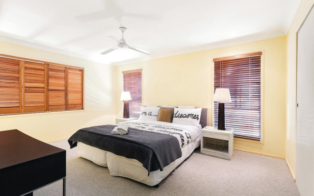 Coastal Holiday Home - Bradford 10
