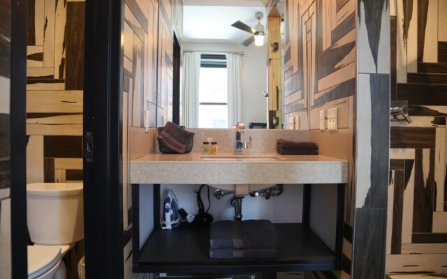 Comfortable En Suite Studio