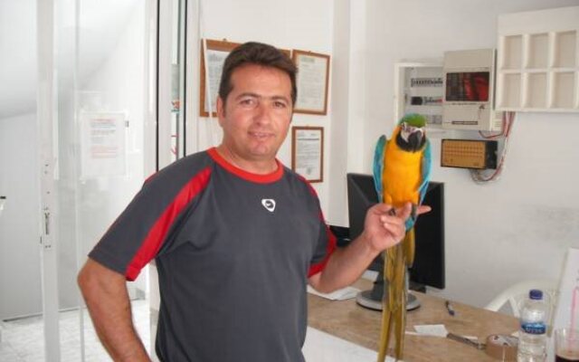Antonis Hotel