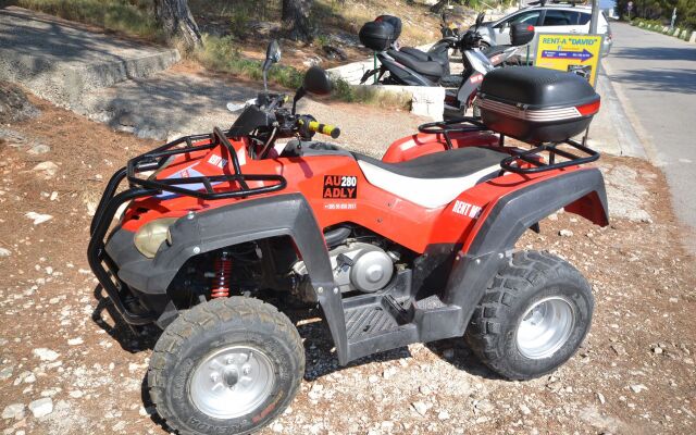 Studio apartment Suzane - terrace and sea view SA-Iris Postira, Island Brac