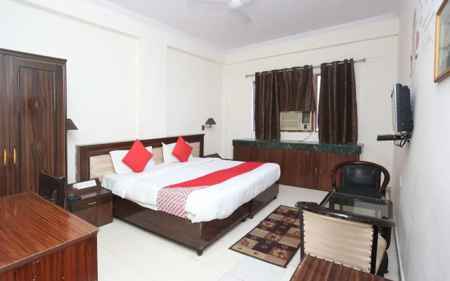 Capital O 41218 Hotel Nouva