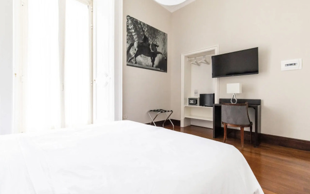 Gramsci Suites