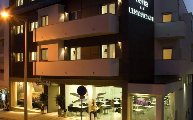 Hotel Genesis