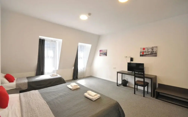 Meidan INN