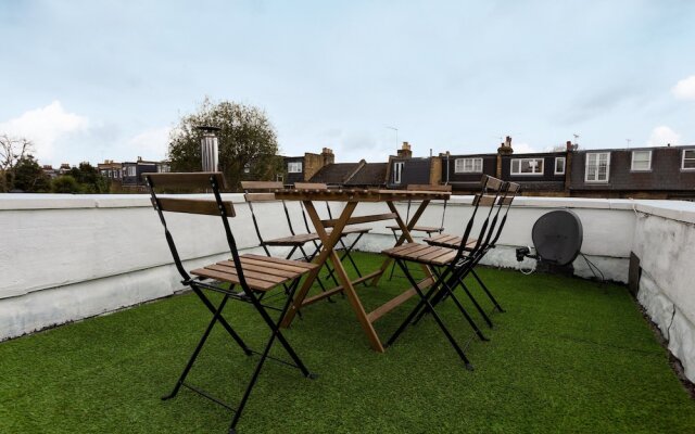 1 Bedroom Apartment in Putney Sleeps 2