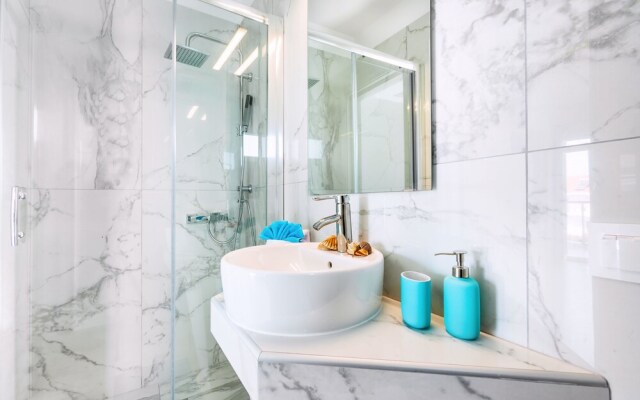 Asterias Premium Holiday Apartments