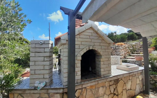 Moja posebna kuća na osami kraj mora