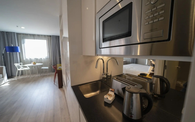 Naitly Barcelona Poblenou