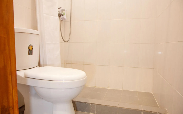 Santo Guest House by RedDoorz