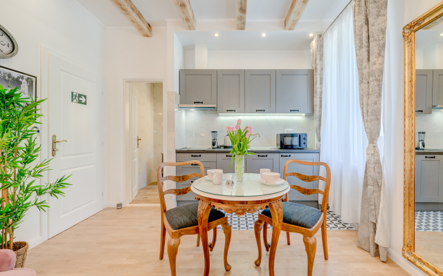 Le Monde Luxury Accommodation