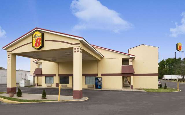 Super 8 by Wyndham Chattanooga/East Ridge