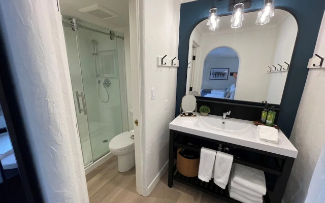 Eagle River Inn