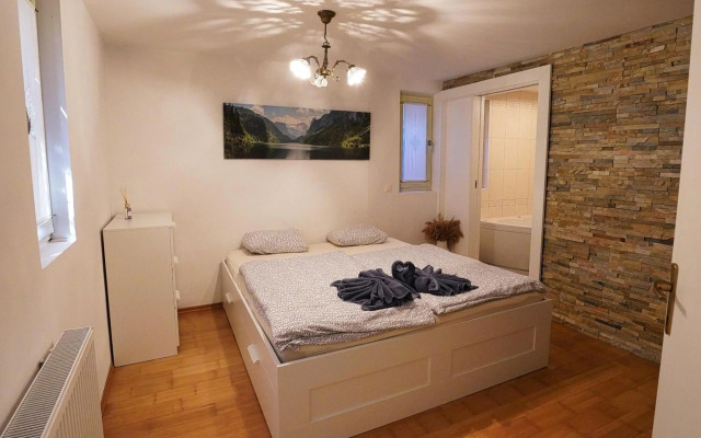 Apartment Mojstrovka