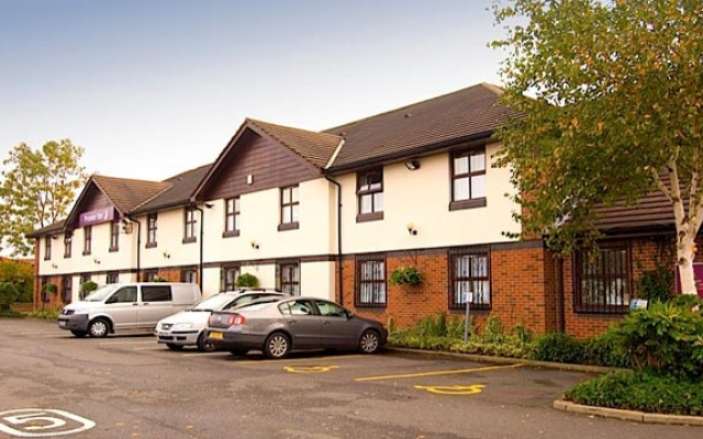 Premier Inn Oldham - Broadway