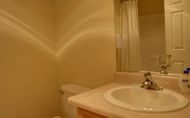 Waters Edge 302
