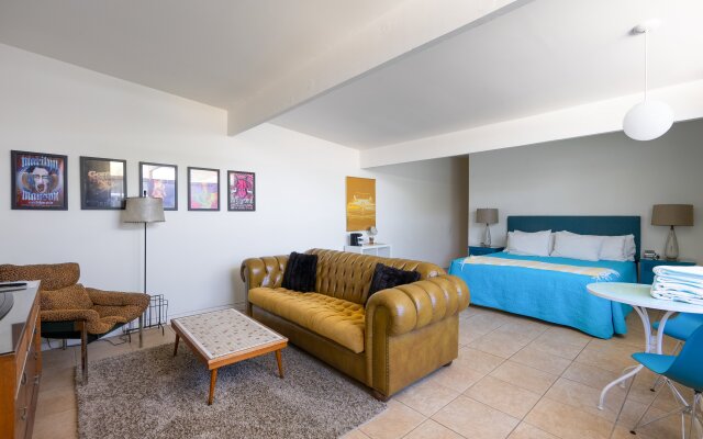 Monkey Tree Hotel 16