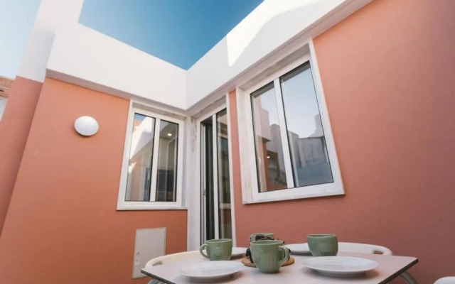Best Houses 60 - Lusiadas I