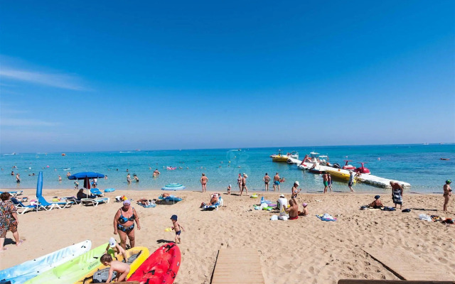 Iliada Beach Hotel