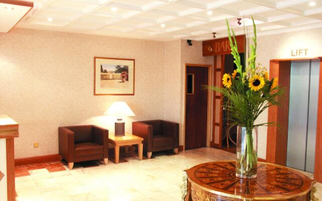 Norfolk Plaza Hotel