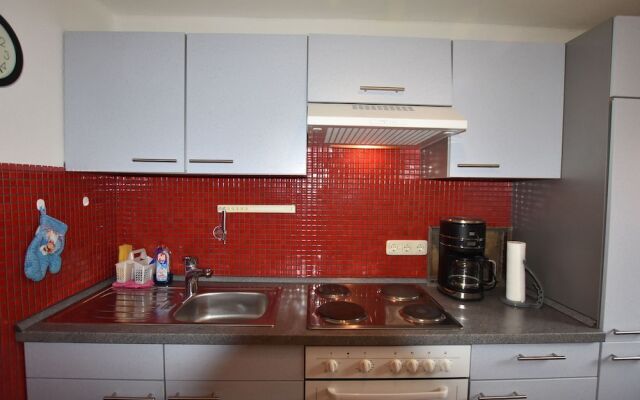 Cozy Retreat in Kropelin